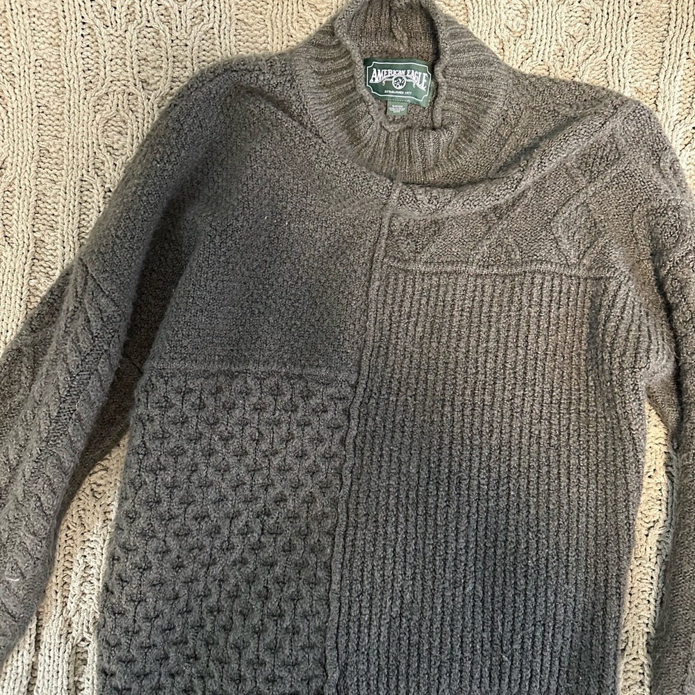 American Eagle Green Knit Sweater